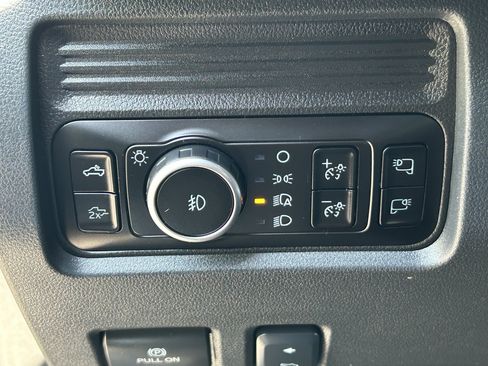Used 2025 Ford F250 Lariat AWD/4WD image 20