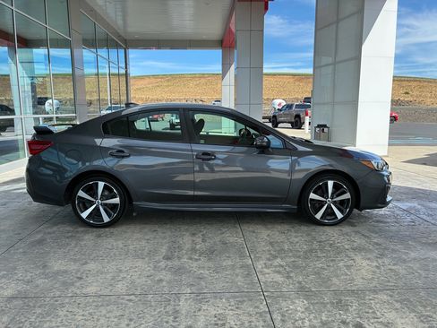Used 2018 Subaru Impreza 2.0i Sport AWD/4WD image 9