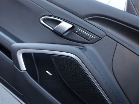 Used 2014 Porsche 911 Carrera S image 41