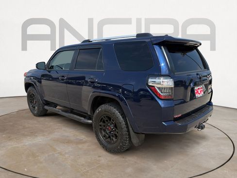 Used 2021 Toyota 4Runner SR5 Premium w/ Moonroof Package AWD/4WD image 8