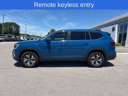 Certified 2026 Volkswagen Atlas SE FWD image 5