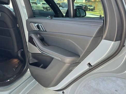 New 2026 BMW X5 sDrive40i RWD image 14