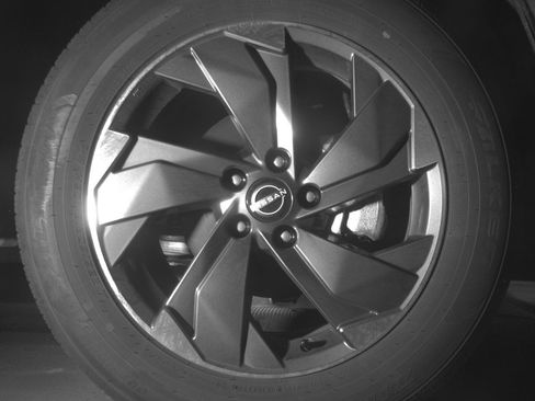Used 2025 Nissan Rogue SV FWD image 13