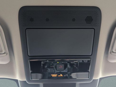 Used 2026 Toyota RAV4 XLE Premium FWD image 22