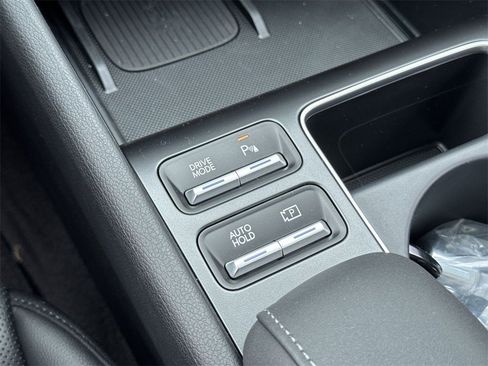 New 2025 Hyundai Sonata Limited image 22