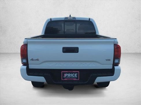 Certified 2023 Toyota Tacoma SR AWD/4WD image 7