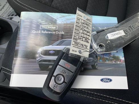 Used 2024 Ford Escape Active FWD image 9