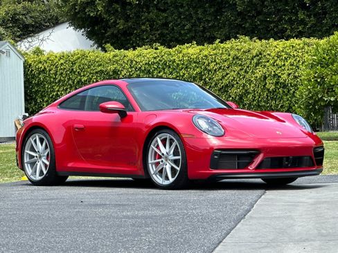 Certified 2024 Porsche 911 Carrera 4 GTS AWD/4WD image 9