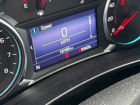 Used 2023 Chevrolet Equinox LT AWD/4WD image 16