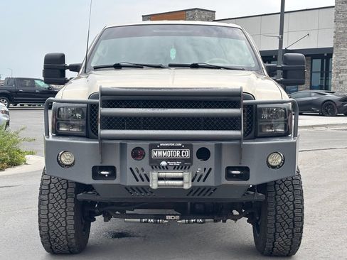 Used 2001 Ford F350 Lariat AWD/4WD image 2