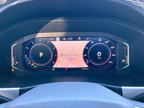 Used 2023 Volkswagen Atlas SEL image 25