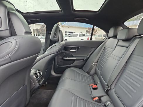 Used 2022 Mercedes-Benz C 300 Sedan image 28
