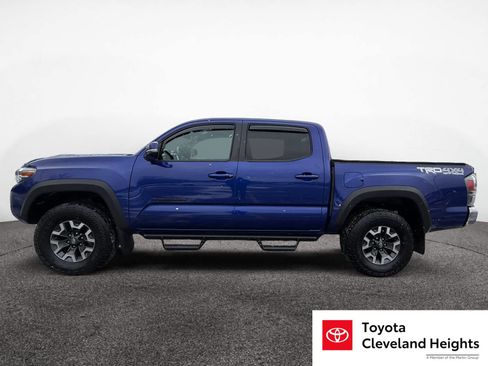 Used 2023 Toyota Tacoma TRD Off-Road image 2