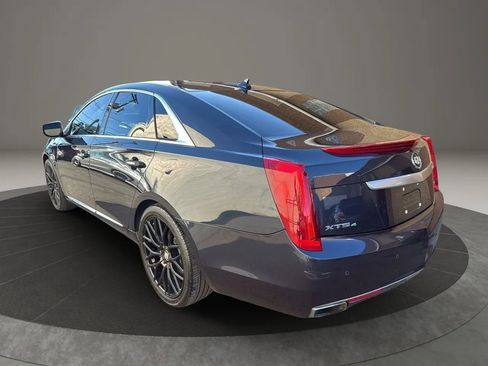 Used 2013 Cadillac XTS Platinum w/ Driver Assist Package image 7
