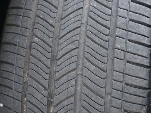 Used 2020 Chevrolet Bolt LT image 32