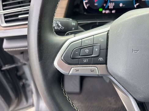 Used 2025 Volkswagen Atlas SE w/ Panoramic Sunroof Package image 28