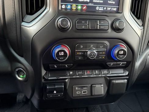 Used 2022 Chevrolet Silverado 2500 LTZ image 21