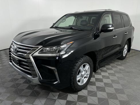 Used 2016 Lexus LX 570 4WD image 4