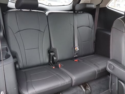 Used 2021 Buick Enclave Avenir FWD image 13