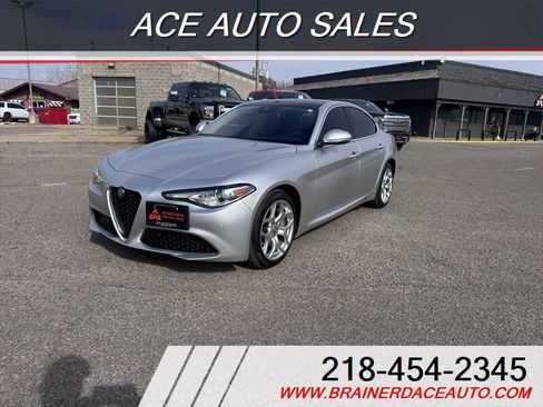 Used 2021 Alfa Romeo Giulia Ti image 1