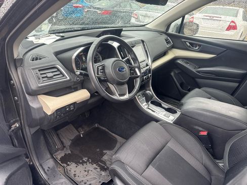 Used 2019 Subaru Ascent Premium image 9
