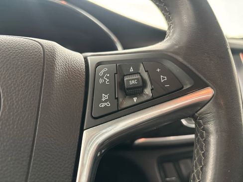 Used 2020 Buick Encore Preferred image 24