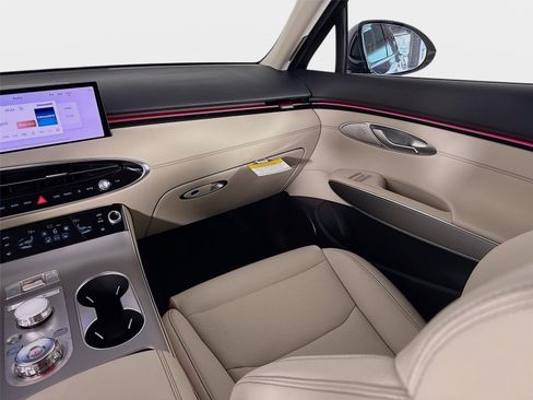 New 2026 Genesis GV70 2.5T Select AWD/4WD image 25