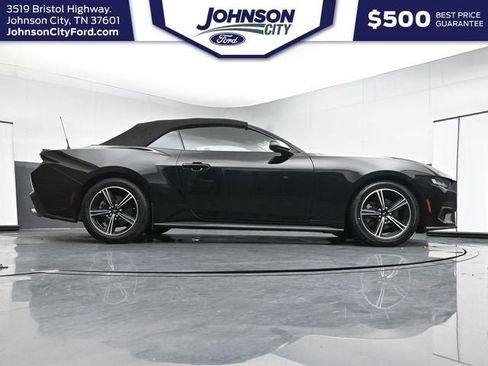 Used 2024 Ford Mustang Premium RWD image 32