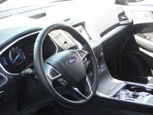 Used 2020 Ford Edge SEL w/ Convenience Package image 14