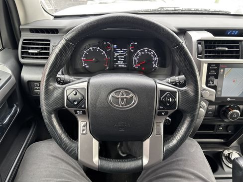 Used 2024 Toyota 4Runner SR5 Premium image 18