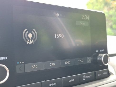 Used 2025 Honda Accord SE image 18