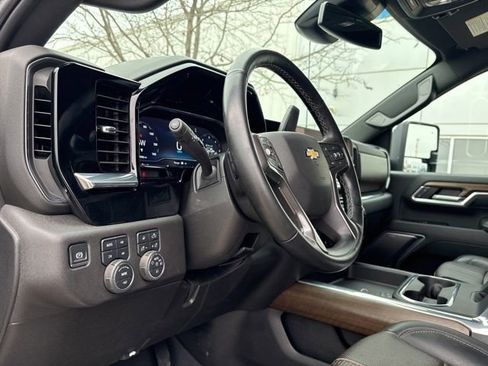 Certified 2025 Chevrolet Silverado 2500 High Country image 10