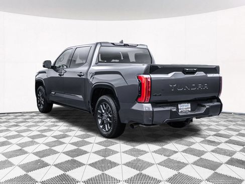 Used 2022 Toyota Tundra Platinum w/ Advanced Package AWD/4WD image 9