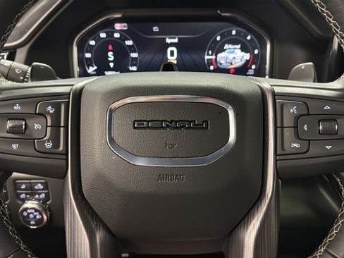 Used 2026 GMC Sierra 1500 Denali Ultimate AWD/4WD image 16