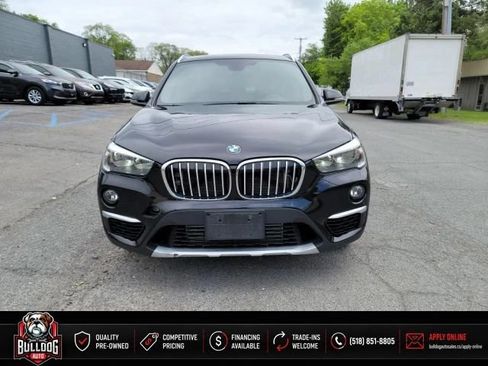 Used 2018 BMW X1 xDrive28i AWD/4WD image 2