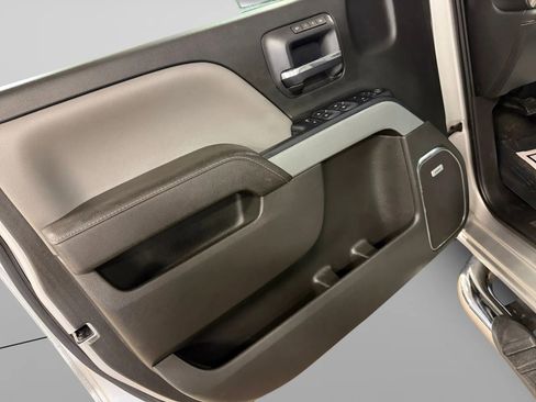 Used 2017 Chevrolet Silverado 1500 LTZ Z71 w/ LTZ Plus Package image 16