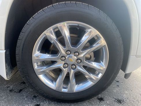 Used 2018 Chevrolet Traverse High Country w/ LPO, Floor Liner Package image 9