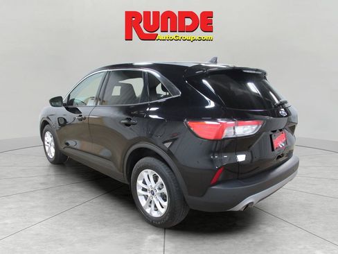 Used 2020 Ford Escape SE AWD/4WD image 3
