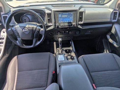 Certified 2023 Nissan Frontier SV w/ SV Convenience Package AWD/4WD image 13