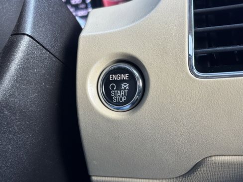 Used 2015 Ford Flex Limited w/ Equipment Group 301A image 23