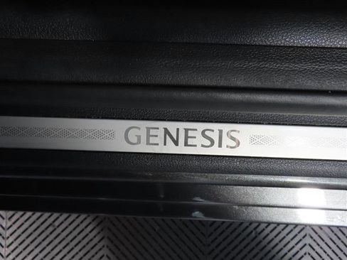 Used 2023 Genesis G80 2.5T image 18