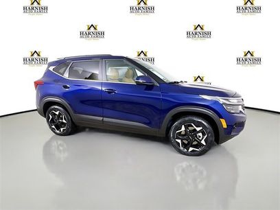 New 2025 Kia Seltos EX w/ EX Sunroof Package