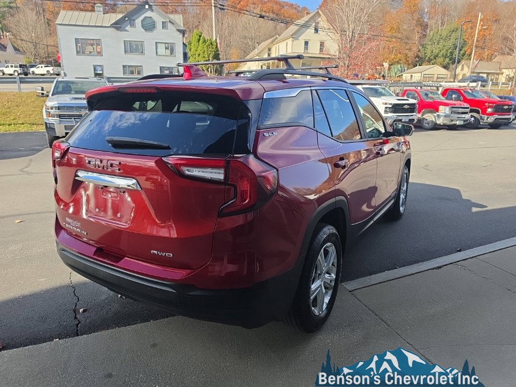 Used 2022 GMC Terrain SLE w/ Driver Convenience Package AWD/4WD image 6