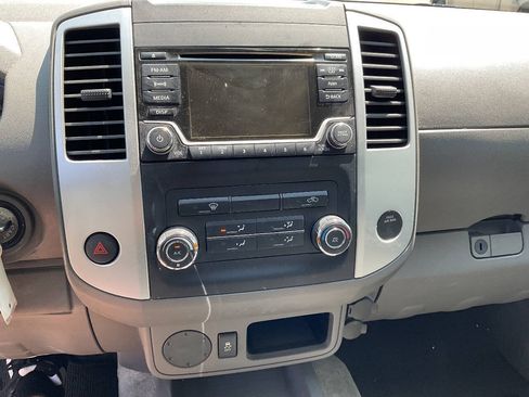 Used 2016 Nissan Frontier SV RWD image 15