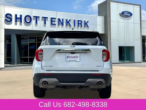 Used 2023 Ford Explorer Limited AWD/4WD image 7
