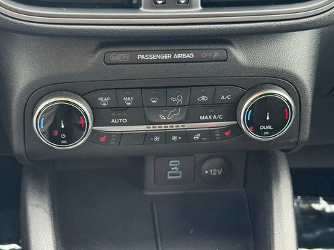 Certified 2023 Ford Escape Active w/ Cold Weather Package FWD image 5