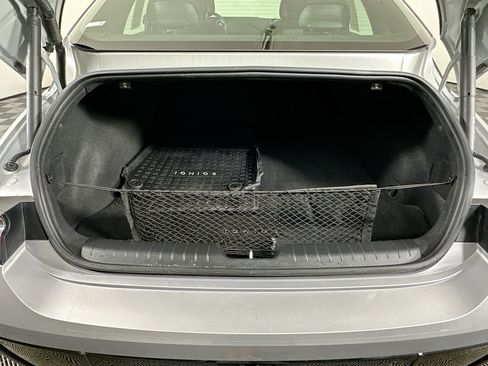 Used 2024 Hyundai Ioniq 6 SE RWD image 29