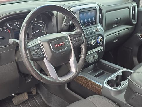 Certified 2020 GMC Sierra 1500 Elevation w/ Elevation Value Package AWD/4WD image 17