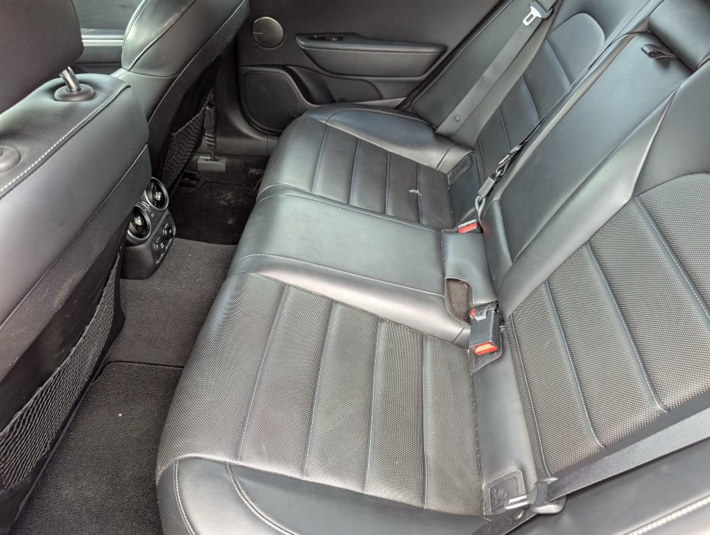 Used 2018 Kia Stinger GT2 AWD/4WD image 9