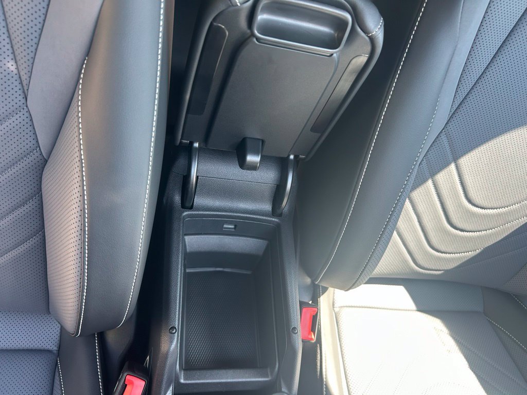 New 2026 Volkswagen Tiguan SE R-Line FWD image 41